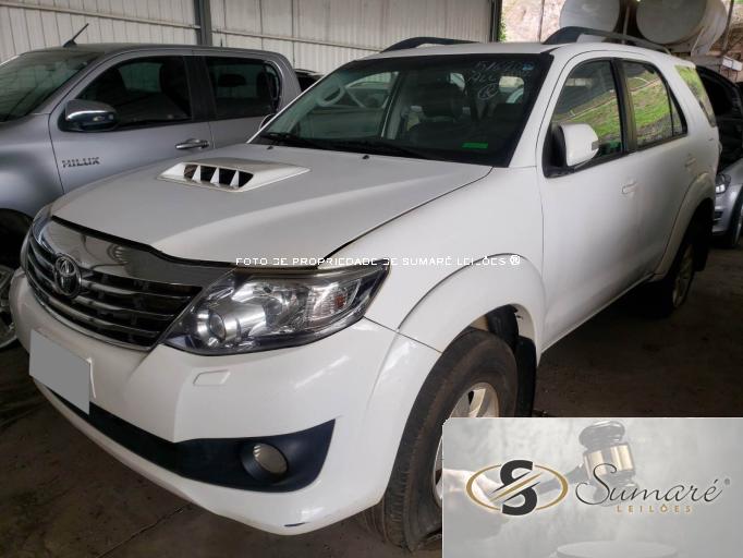 TOYOTA HILUX SW4 14/14