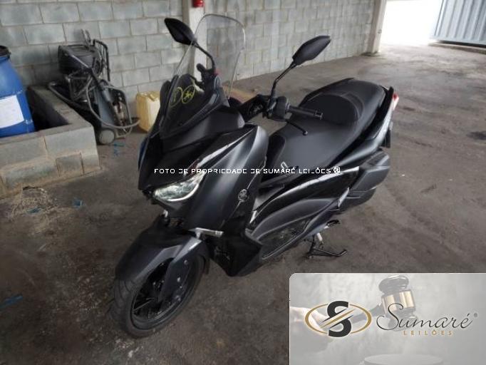 YAMAHA XMAX 250 22/22