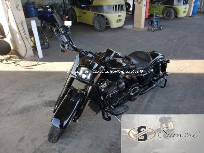 HARLEY DAVIDSON ROAD KING SPECIAL 21/21