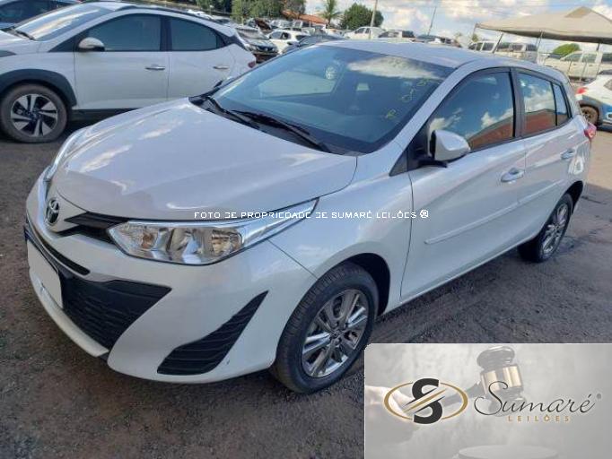 TOYOTA YARIS 21/22