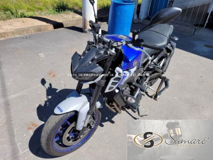 YAMAHA MT-09 22/22