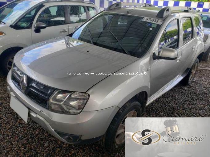 RENAULT DUSTER 18/18