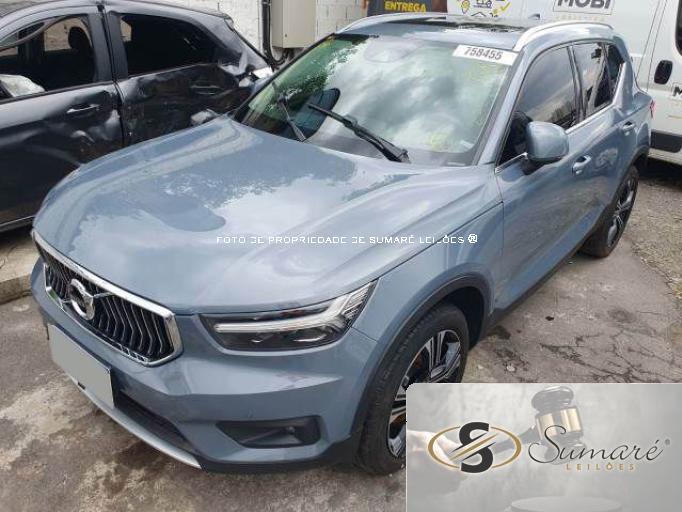 VOLVO XC40 20/20