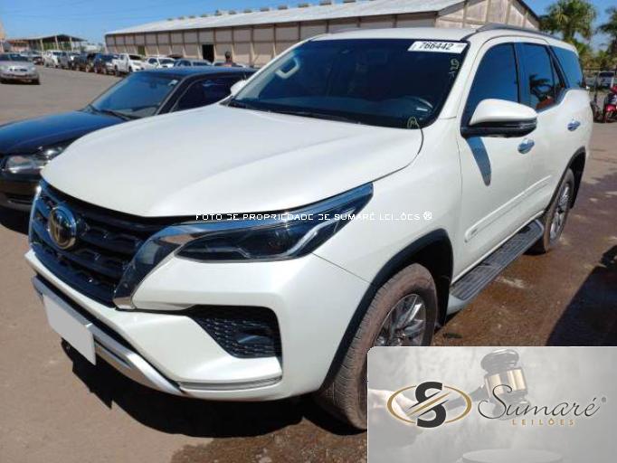 TOYOTA HILUX SW4 21/22