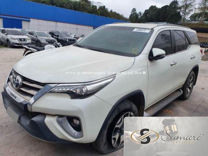 TOYOTA HILUX SW4 18/19