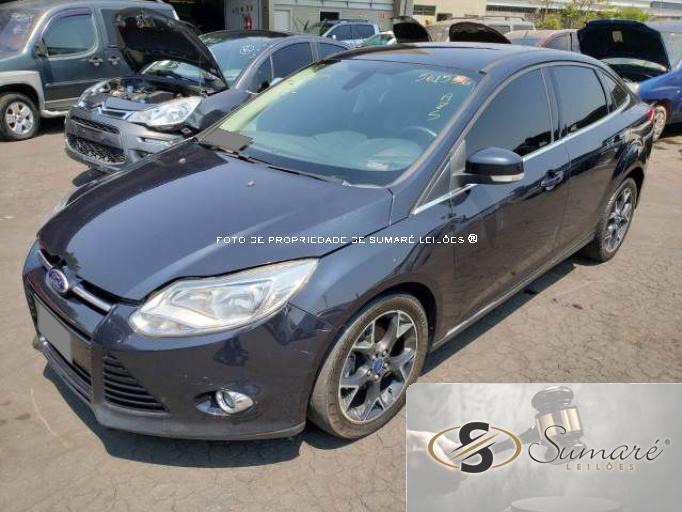 FORD FOCUS SEDAN 13/14