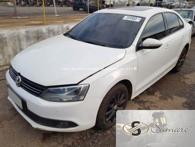 VOLKSWAGEN JETTA 13/13