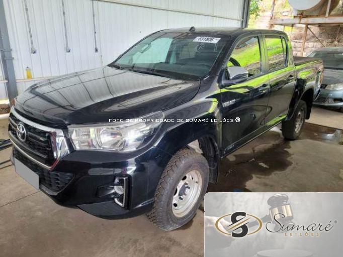 TOYOTA HILUX CD 19/19