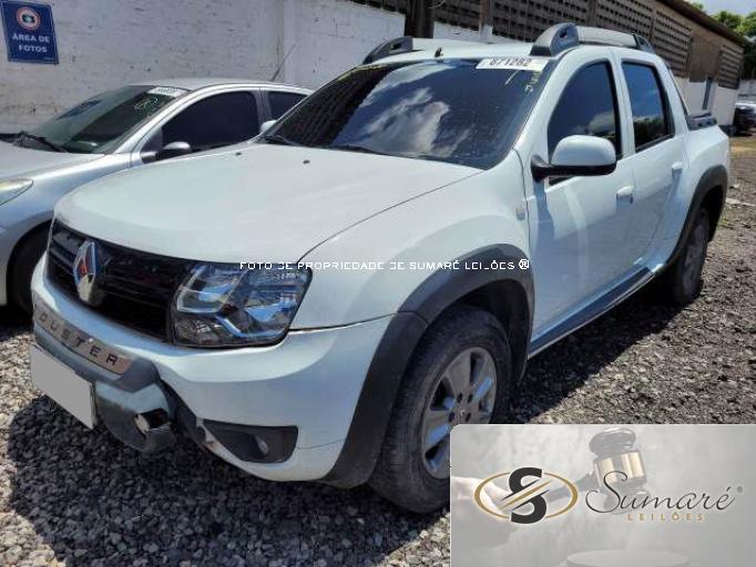 RENAULT DUSTER 20/20