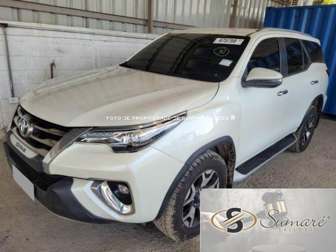 TOYOTA HILUX SW4 19/20